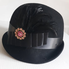 Load image into Gallery viewer, Sur La Tete Cloche Red/Black, & x2 Brooch Option