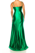 Load image into Gallery viewer, Aspeed Emerald Green USA 🇺🇸 Made Gown