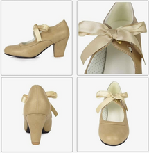 Load image into Gallery viewer, Black Remaining, Heart Hollow Chunky Vintage Shoes Pumps