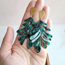 Load image into Gallery viewer, Palm Dangle Earrings - Green

