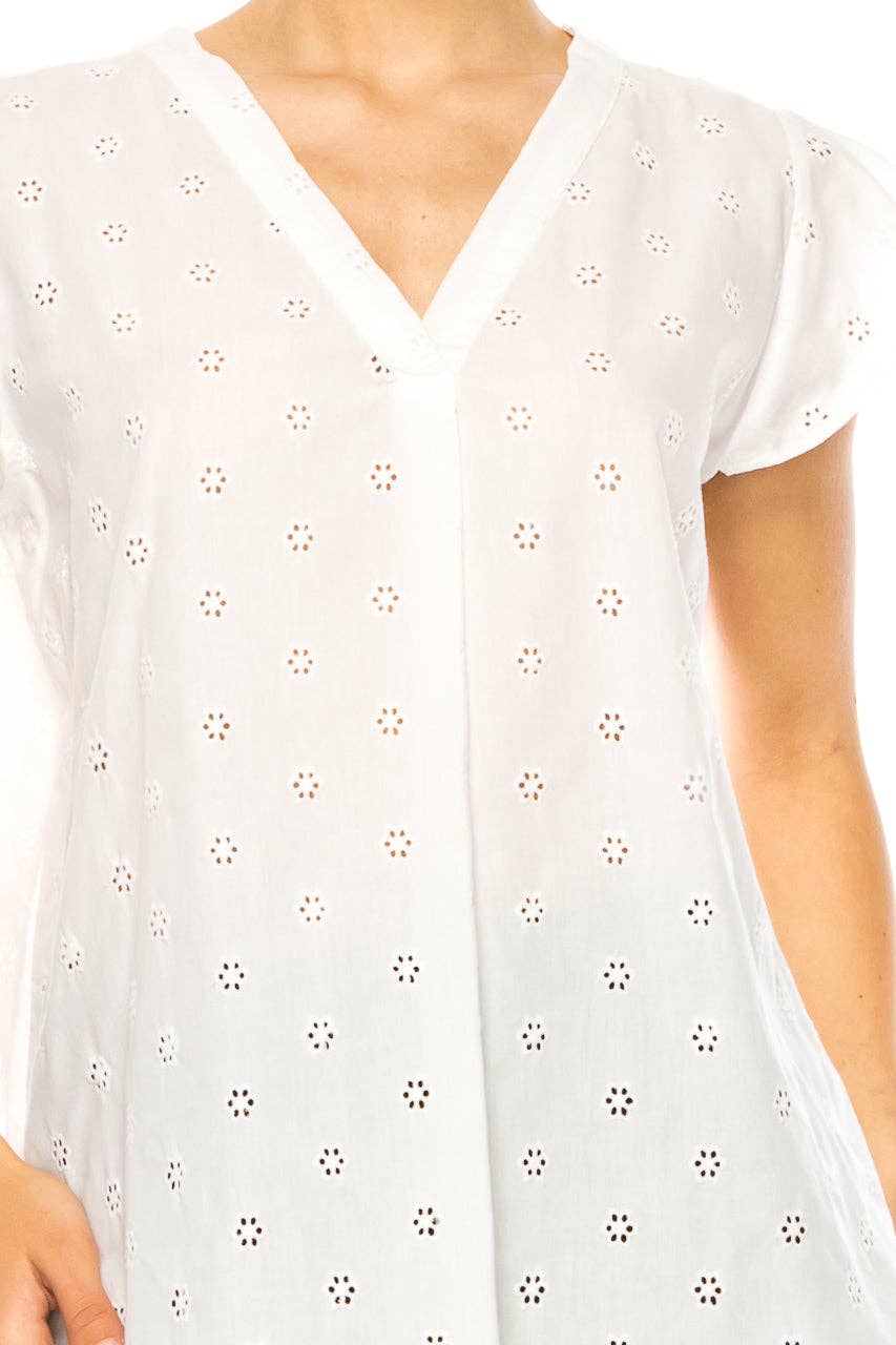 LAST ONE! SIZE XL REMAINS  Grand & Greene Floral Eyelet Cap Sleeve Top