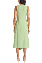 Load image into Gallery viewer, Maggy London Sleeveless Pleated Day Dress
