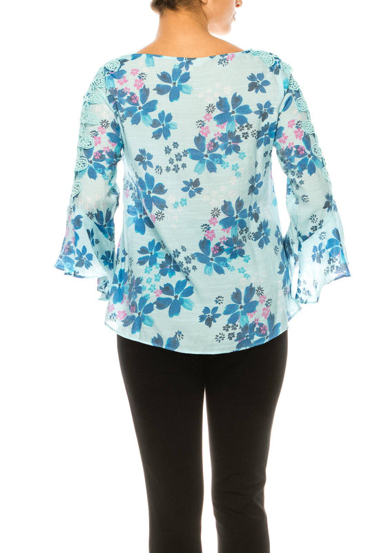 LAST ONE! SIZE XL  Hope & Harlow Applique Sleeve Floral Print Top
