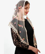 Load image into Gallery viewer, Church &amp; Mourning Veils Mantillas x5 Designs
