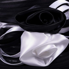 Load image into Gallery viewer, Blk/Wht Organza, Satin Derby Cloche Women&#39;s Hats Church, Luncheons, Events, Cocktail, Weddings
