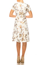 Load image into Gallery viewer, Peach Velvet Apparel, Metallic Floral Day Dress Size 18 ONLY
