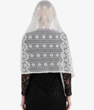 Load image into Gallery viewer, Church &amp; Mourning Veils Mantillas x5 Designs
