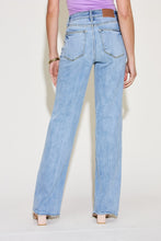 Load image into Gallery viewer, Judy Blue V Front Waistband Straight Jeans, Women&#39;s Apparel Casual Attire
