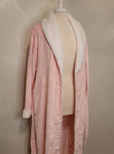 Load image into Gallery viewer, Long Pink Fleece Robe Size Large Remaining
