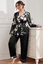 Load image into Gallery viewer, Floral Belted Robe &amp; Pants 2PC Satin Pajama Set
