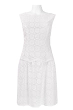 Load image into Gallery viewer, a.papell cotton eyelet dropwaist, petite 2 2
