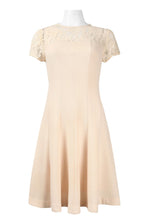 Load image into Gallery viewer, taylor flutter lace &amp; crepe day dress size 6 &amp; 8 6
