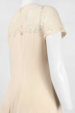 Load image into Gallery viewer, taylor flutter lace &amp; crepe day dress size 6 &amp; 8

